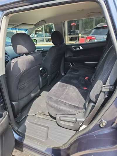2016 Nissan Pathfinder, $7995. Photo 10