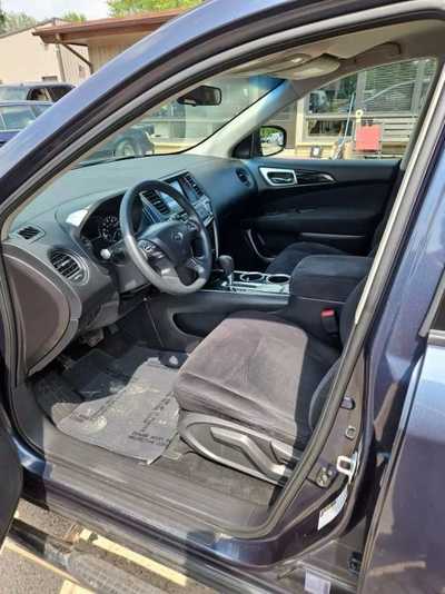 2016 Nissan Pathfinder, $7995. Photo 11