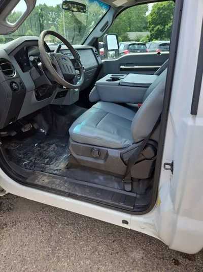 2015 Ford F250 Super, $9995. Photo 10