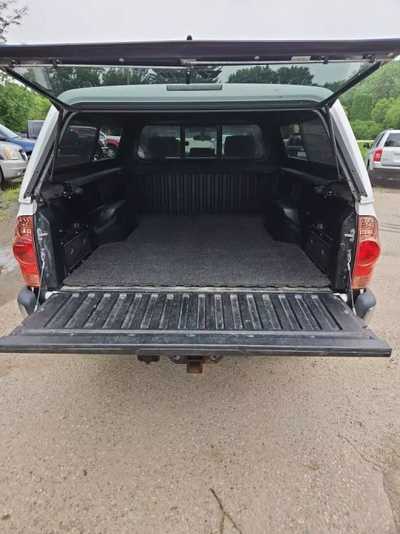 2005 Toyota Tacoma, $8995. Photo 10
