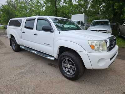 2005 Toyota Tacoma, $8995. Photo 3