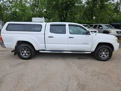 2005 Toyota Tacoma, $8995. Photo 4