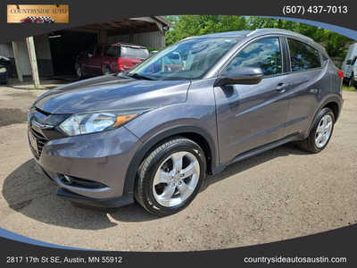 2016 Honda HR-V, $10900. Photo 1