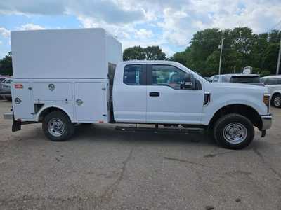 2018 Ford F350 Ext Cab, $18900. Photo 4