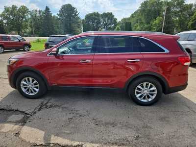 2017 Kia Sorento, $11900. Photo 8