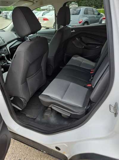 2017 Ford Escape, $7995. Photo 11