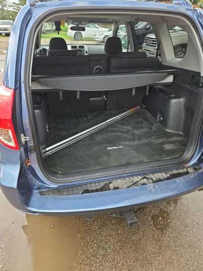 2007 Toyota RAV4, $7995. Photo 10