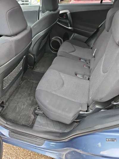 2007 Toyota RAV4, $7995. Photo 11