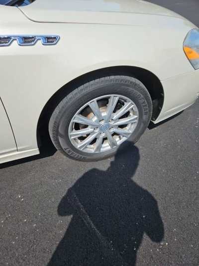 2011 Buick Lucerne, $6995. Photo 9