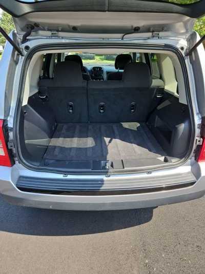 2015 Jeep Patriot, $6995. Photo 10