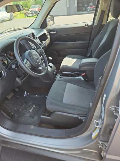 2015 Jeep Patriot, $6995. Photo 12