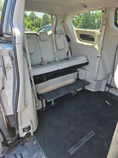 2018 Chrysler Pacifica, $22900. Photo 12