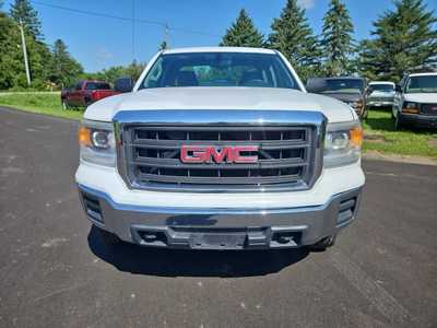 2014 GMC 1500 Crew Cab, $13900. Photo 2