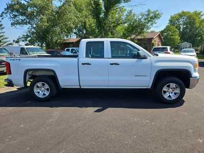 2014 GMC 1500 Crew Cab, $13900. Photo 4
