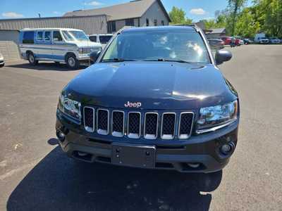 2016 Jeep Compass, $10900. Photo 2