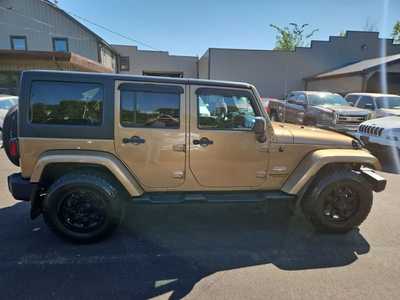 2015 Jeep Wrangler Unlimited, $15900. Photo 4