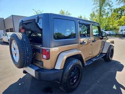 2015 Jeep Wrangler Unlimited, $15900. Photo 5