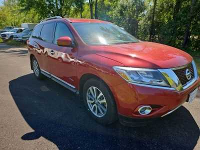 2014 Nissan Pathfinder, $7995. Photo 7