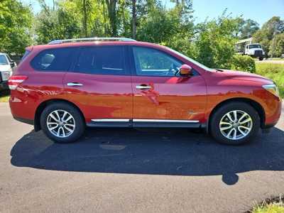 2014 Nissan Pathfinder, $7995. Photo 8