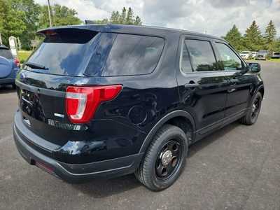 2018 Ford Explorer, $10900. Photo 5