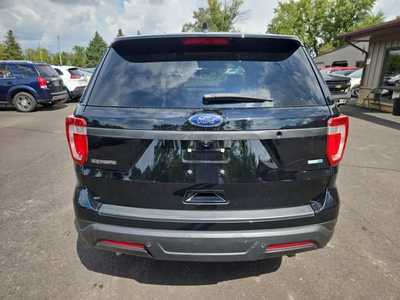 2018 Ford Explorer, $10900. Photo 6