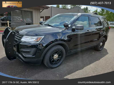 2018 Ford Explorer, $10900. Photo 1