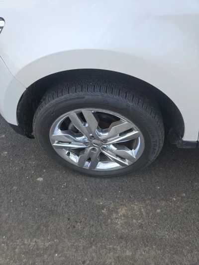 2013 Ford Edge, $5995. Photo 9