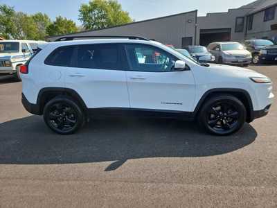 2016 Jeep Cherokee, $7995. Photo 4