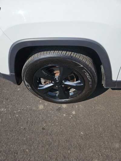 2016 Jeep Cherokee, $7995. Photo 9