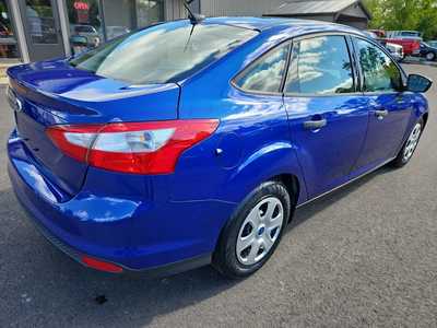 2012 Ford Focus, $8995. Photo 6