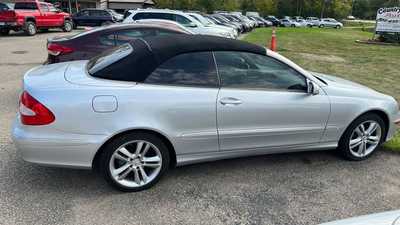 2006 Mercedes-Benz CLK-Class, $6995. Photo 6