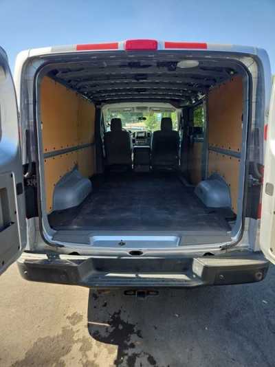 2016 Nissan NV2500 HD, $21900. Photo 10