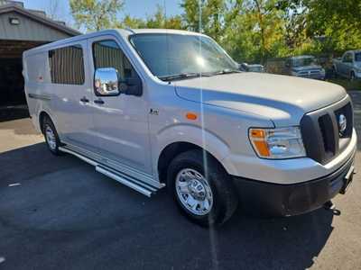 2016 Nissan NV2500 HD, $21900. Photo 3