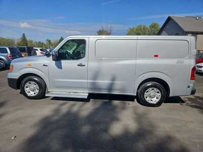 2016 Nissan NV2500 HD, $21900. Photo 8