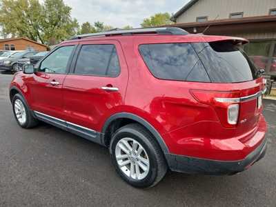 2013 Ford Explorer, $10900. Photo 7