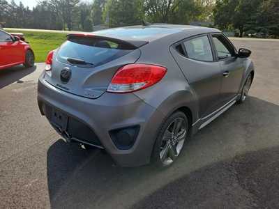 2014 Hyundai Veloster, $5495. Photo 4