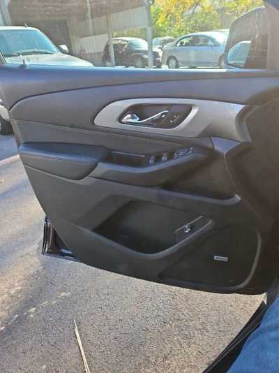 2020 Chevrolet Traverse, $13900. Photo 11