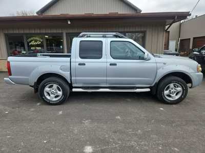 2001 Nissan Frontier, $7995. Photo 4