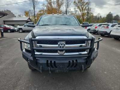 2018 RAM 3500 Crew Cab, $19900. Photo 2