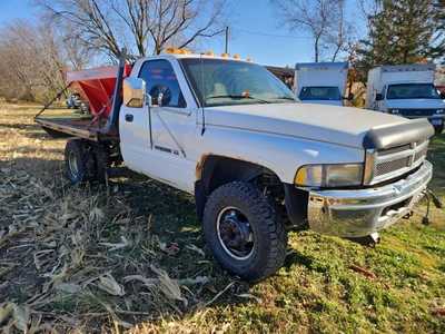 1998 Dodge 3500 Reg Cab, $3900. Photo 3