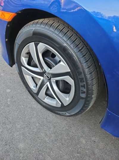 2018 Honda Civic, $9995. Photo 9