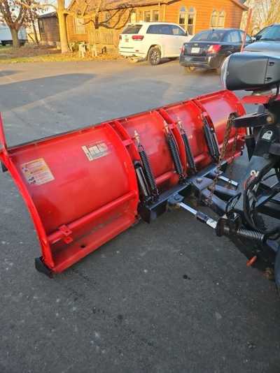 2015 Ford F350 Reg Cab, $14900. Photo 11