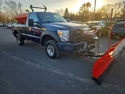 2015 Ford F350 Reg Cab, $14900. Photo 3