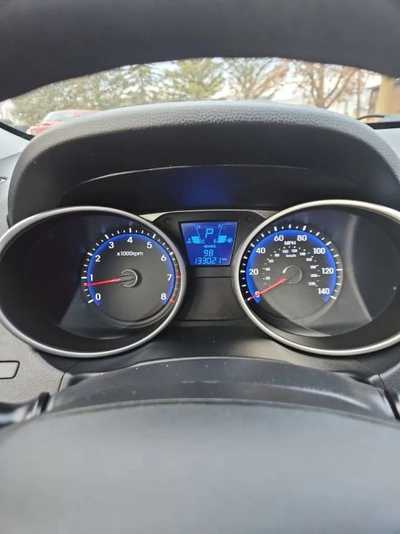 2015 Hyundai Tucson, $7995. Photo 12