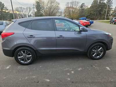 2015 Hyundai Tucson, $7995. Photo 4