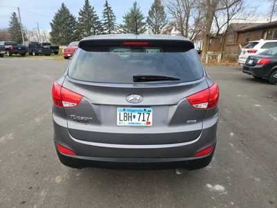 2015 Hyundai Tucson, $7995. Photo 6