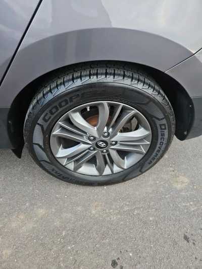 2015 Hyundai Tucson, $7995. Photo 9