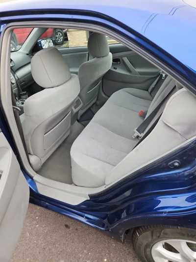 2011 Toyota Camry, $5500. Photo 10