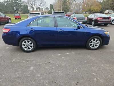 2011 Toyota Camry, $5500. Photo 4