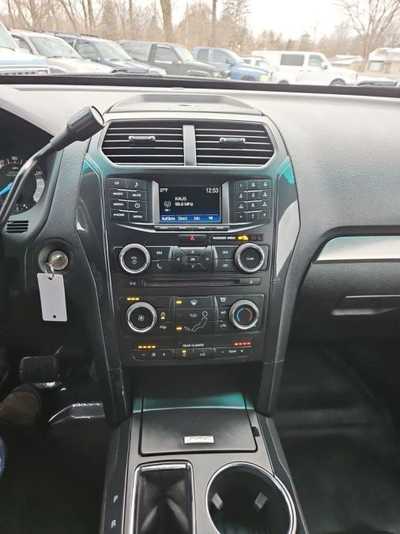 2018 Ford Explorer, $12900. Photo 11